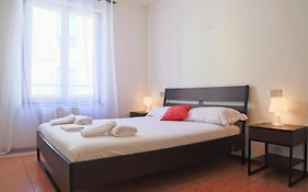 Agostino Airport Apartament Pisa